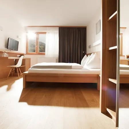 Manggei Designhotel Отель Обертауэрн