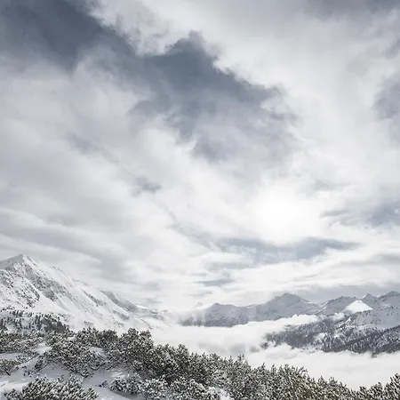 Manggei Designhotel Обертауэрн