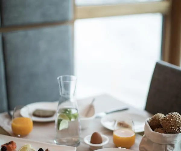 Manggei Designhotel اوبرتاورن